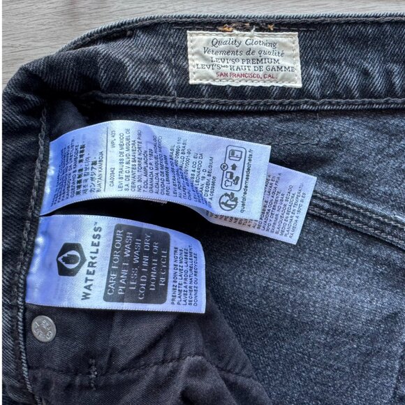 Levis Ribcage Bell | Flare jeans NEW Sz 26 - Picture 7 of 9